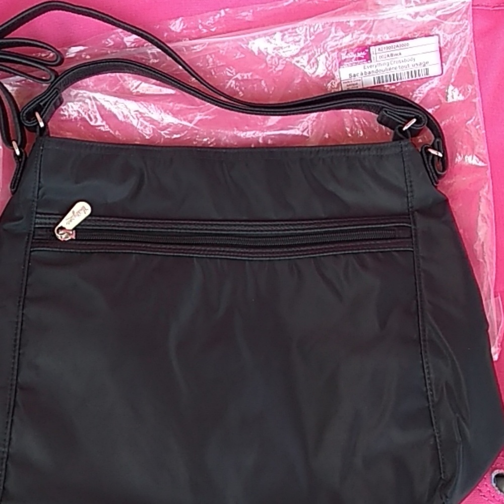NWOT Thirty-One Everything Crossbody